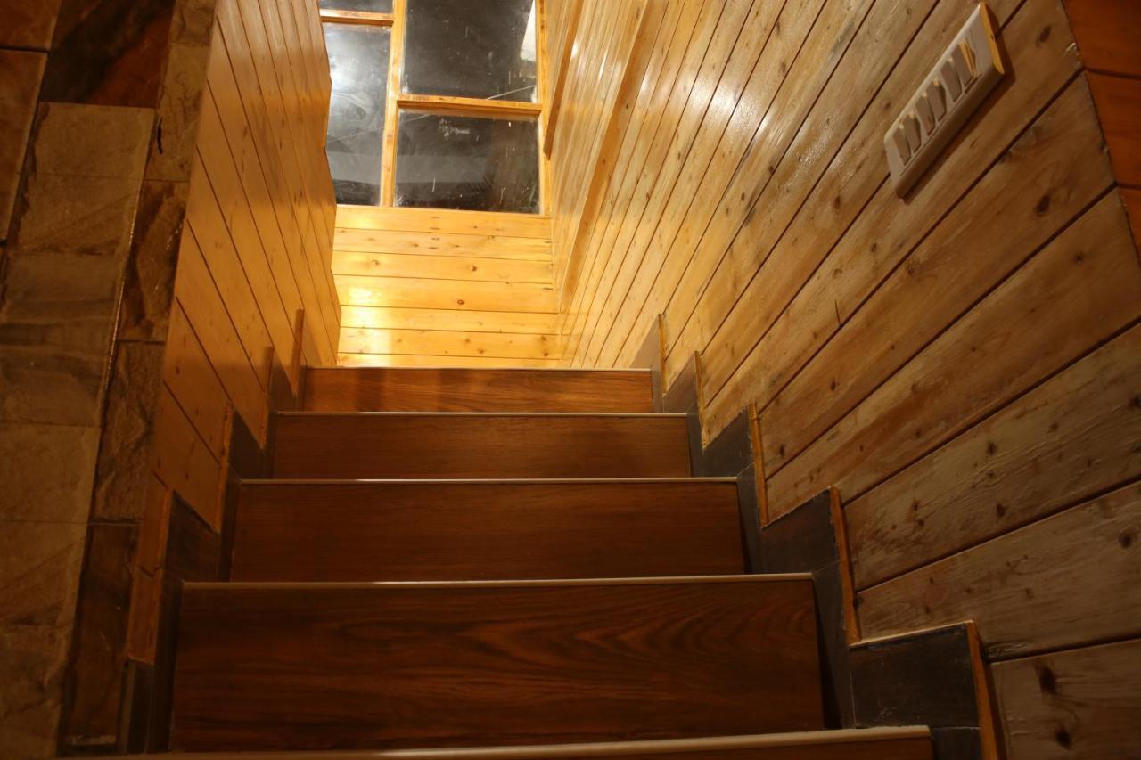 Forest Wood Cottage มะนาลี ภายนอก รูปภาพ